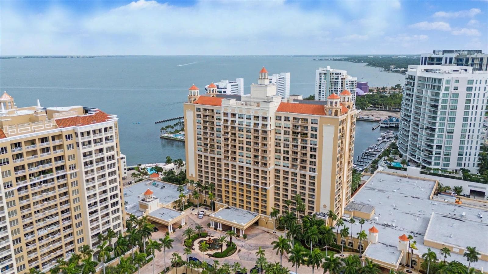 1111 Ritz Carlton Dr #1004 photo 2