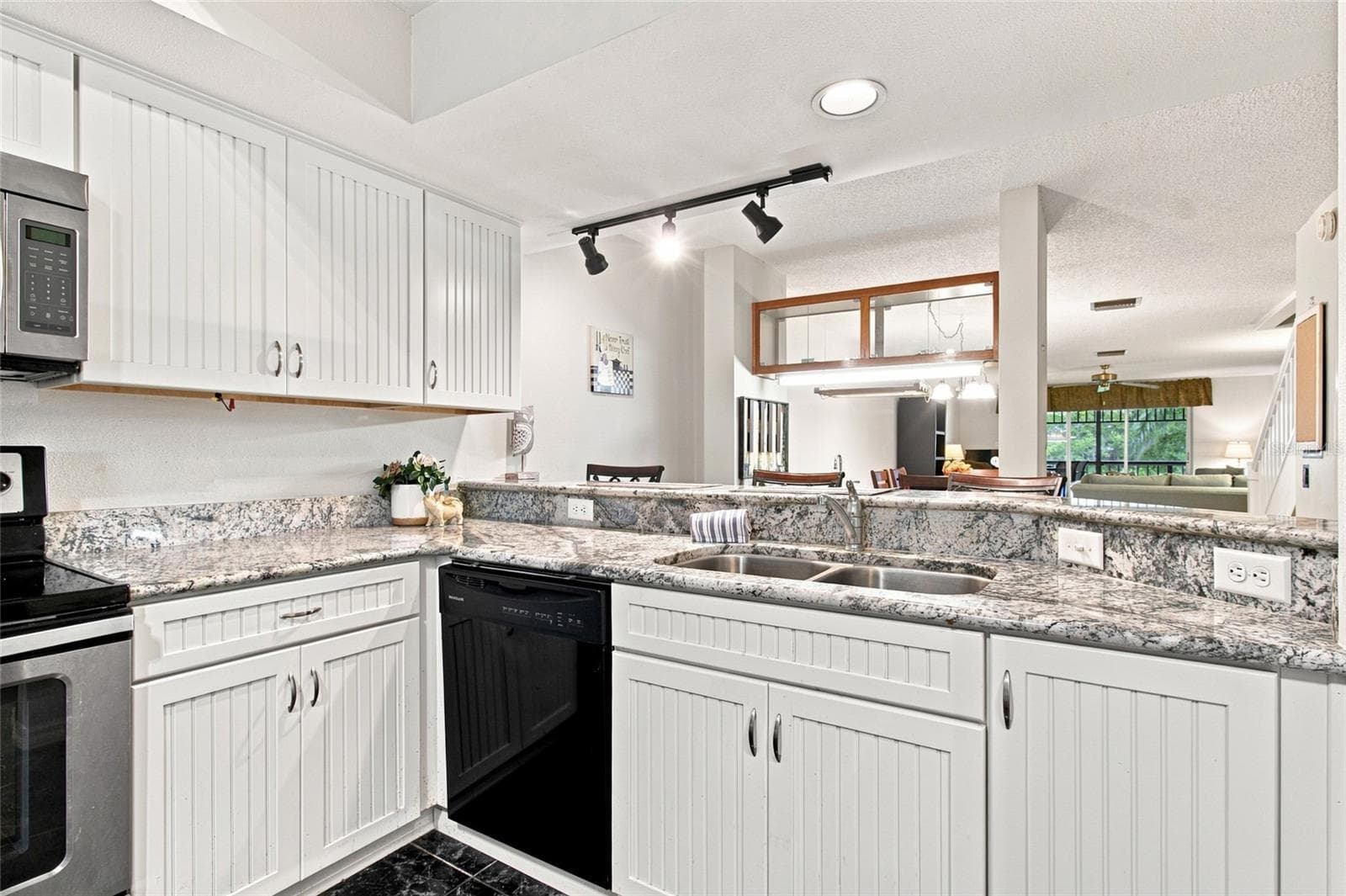 2599 Dolly Bay Dr #306 photo 3