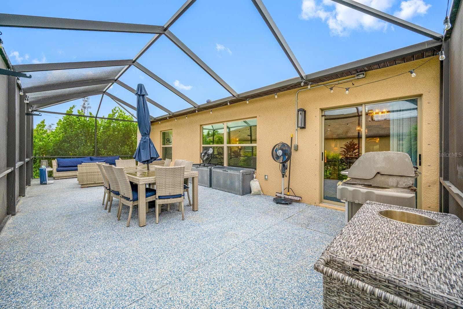 6022 Tremeza Pl photo 3