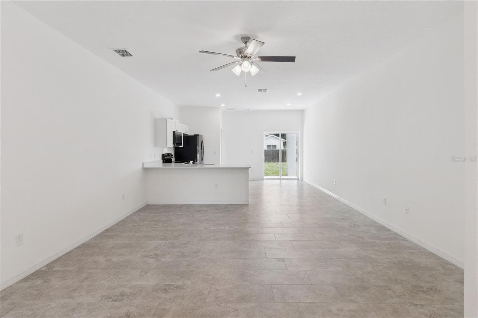 1810 Dunbar St photo 5