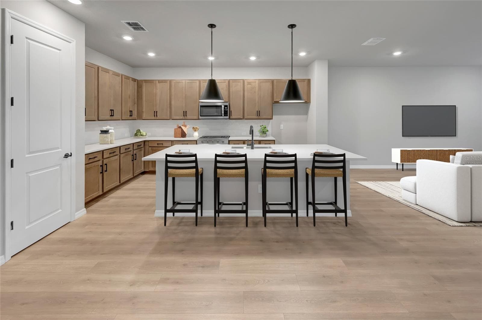 5188 Creek Sand Dr photo 2