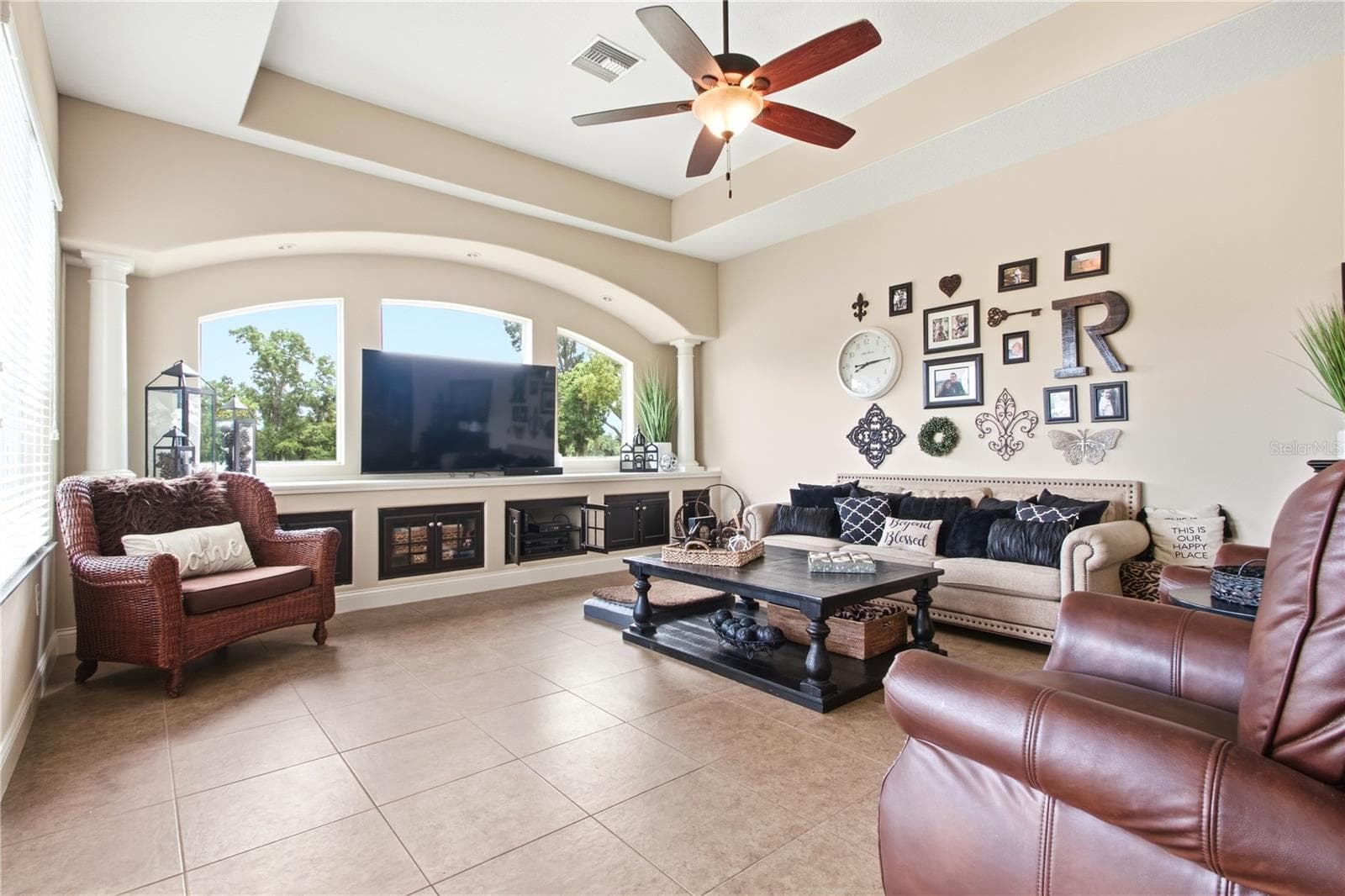 3431 Diamond Falls Cir photo 4