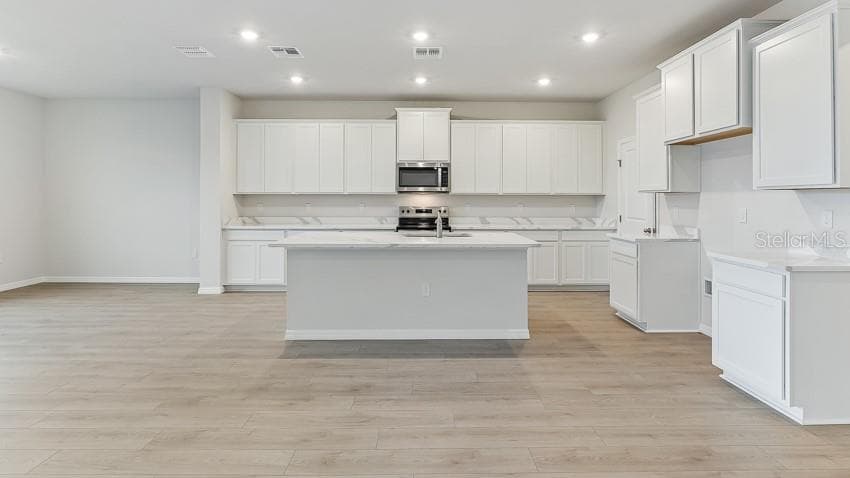 10436 Woodland Garden Way photo 5