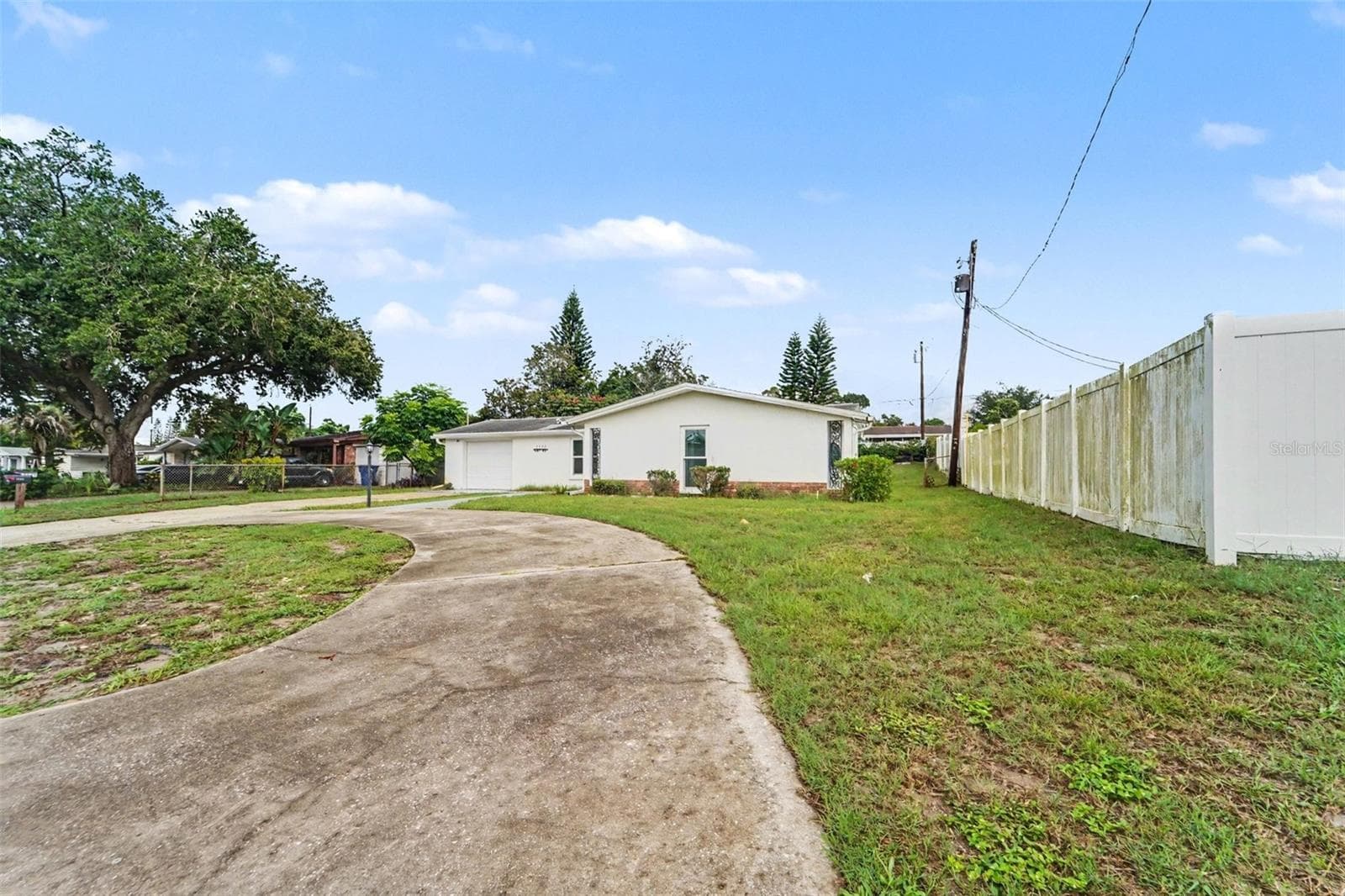 3536 Kimberly Oaks Dr photo 3
