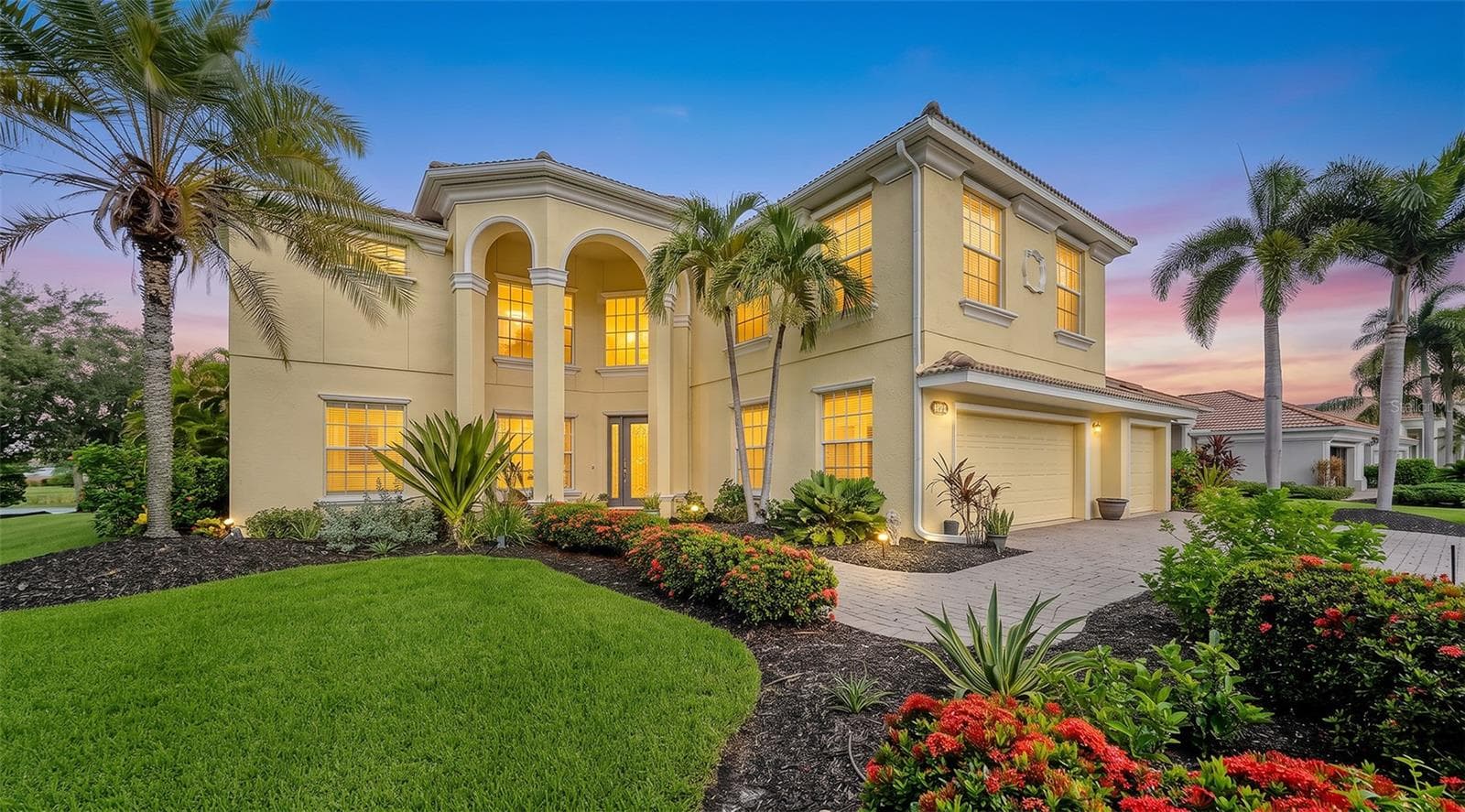 6971 Scrub Jay Dr photo 3