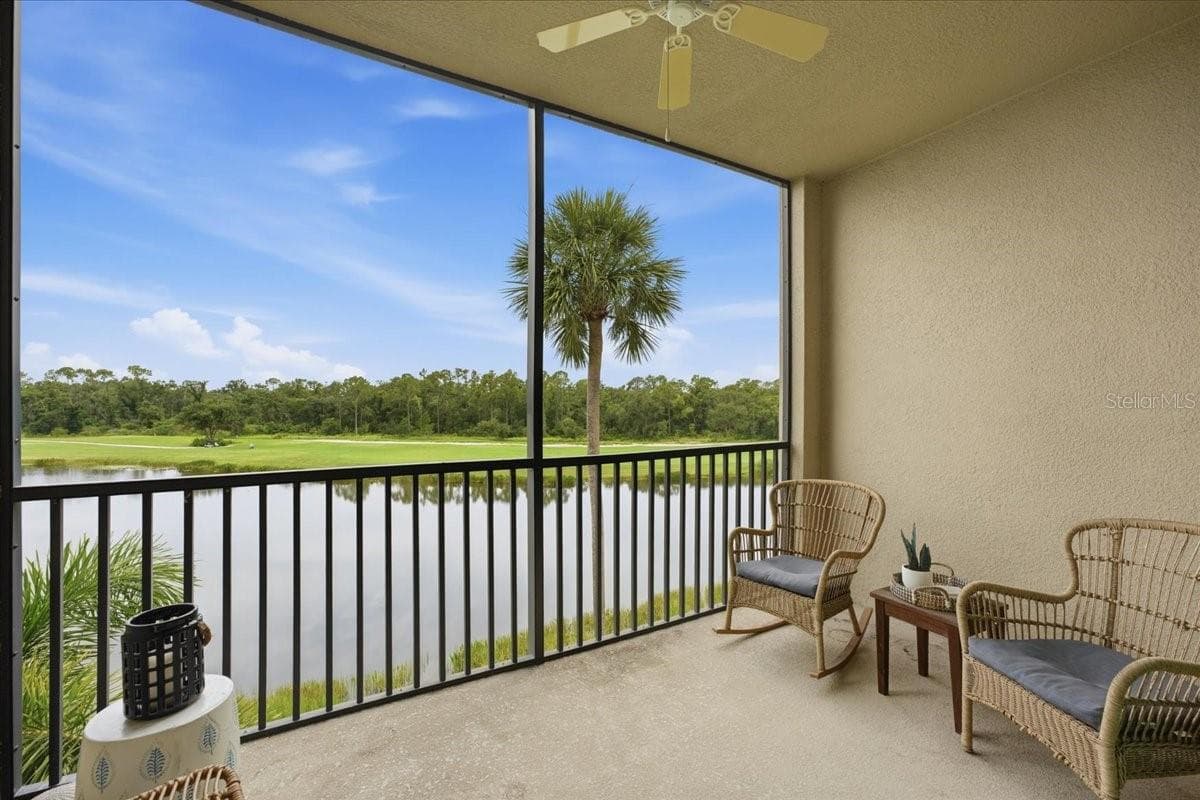 17520 Gawthrop Dr #305 photo 5