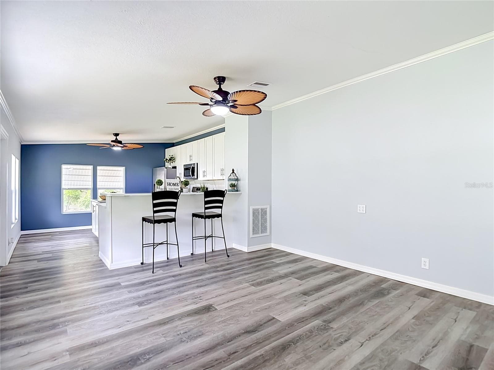 12331 Parkwood St photo 5