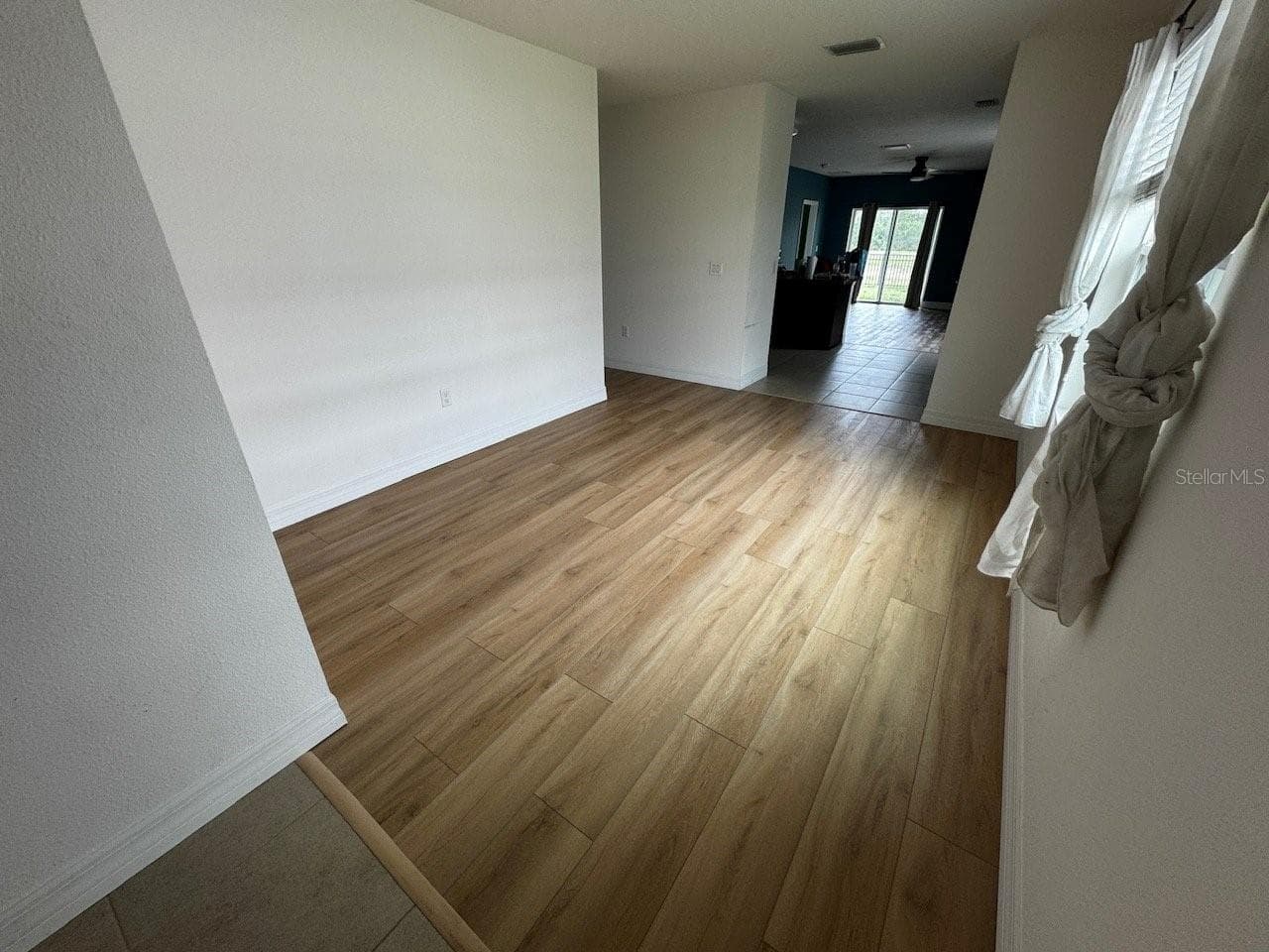 10526 Whispering Hammock Dr photo 2