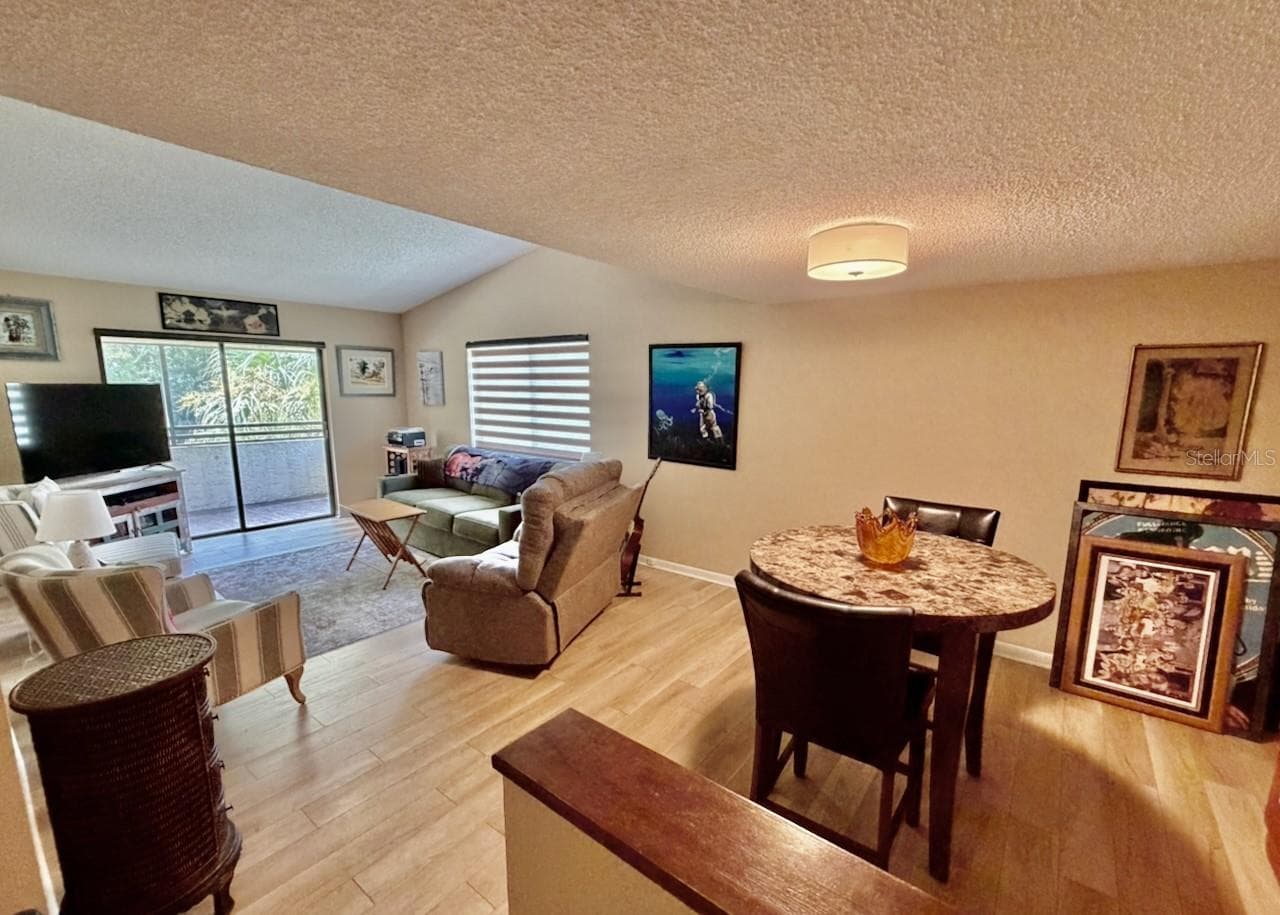 13604 S Village Dr #314 photo 4