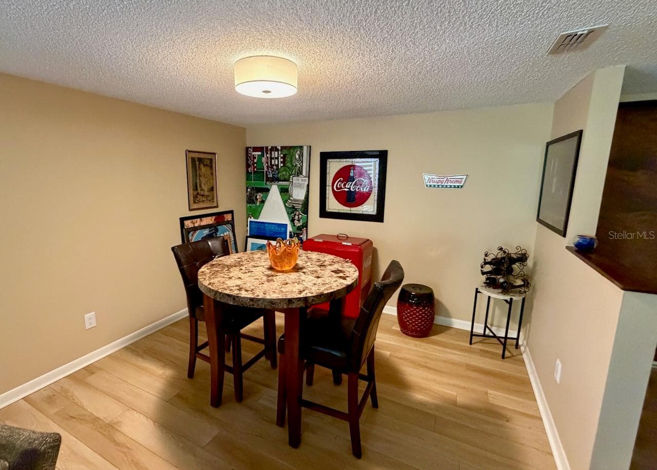 13604 S Village Dr #314 photo 5