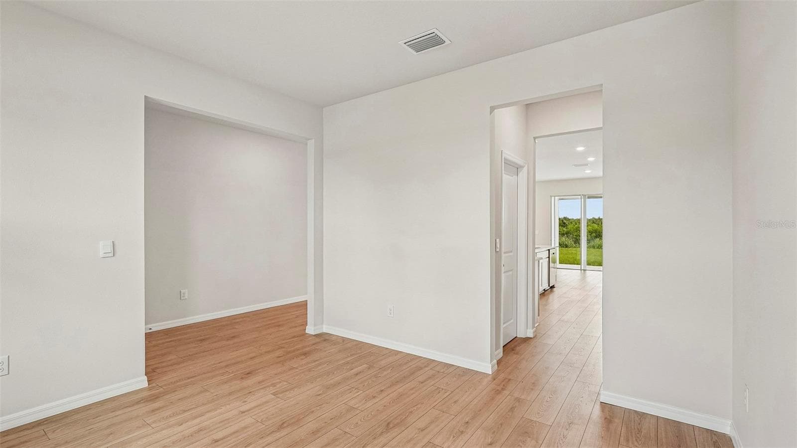 2818 Fishery CT photo 3