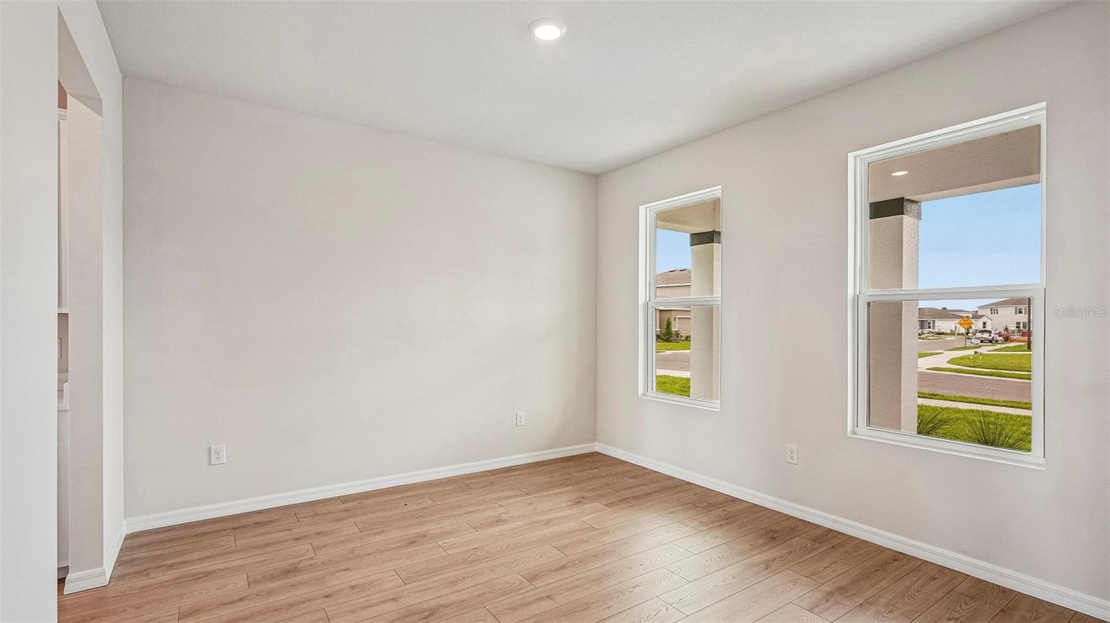 2818 Fishery CT photo 4