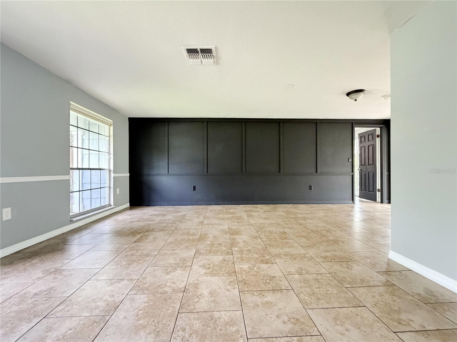 12407 Weatherstone Row photo 4