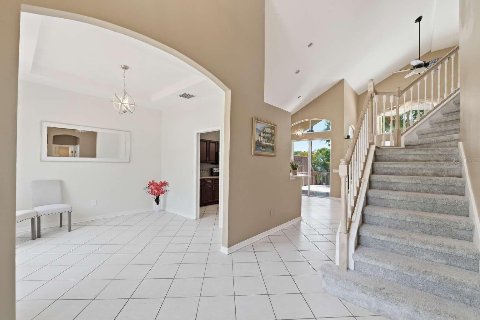 1837 Briland St photo 3