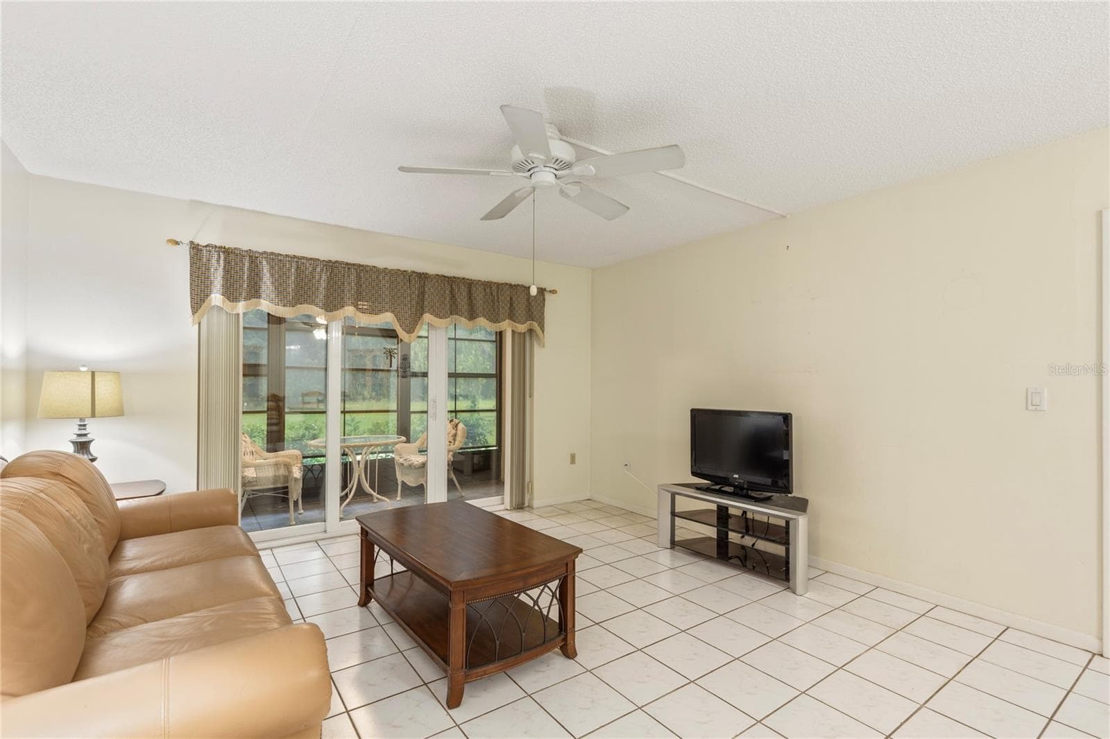 3232 Lake Pine Way E #B1 photo 4