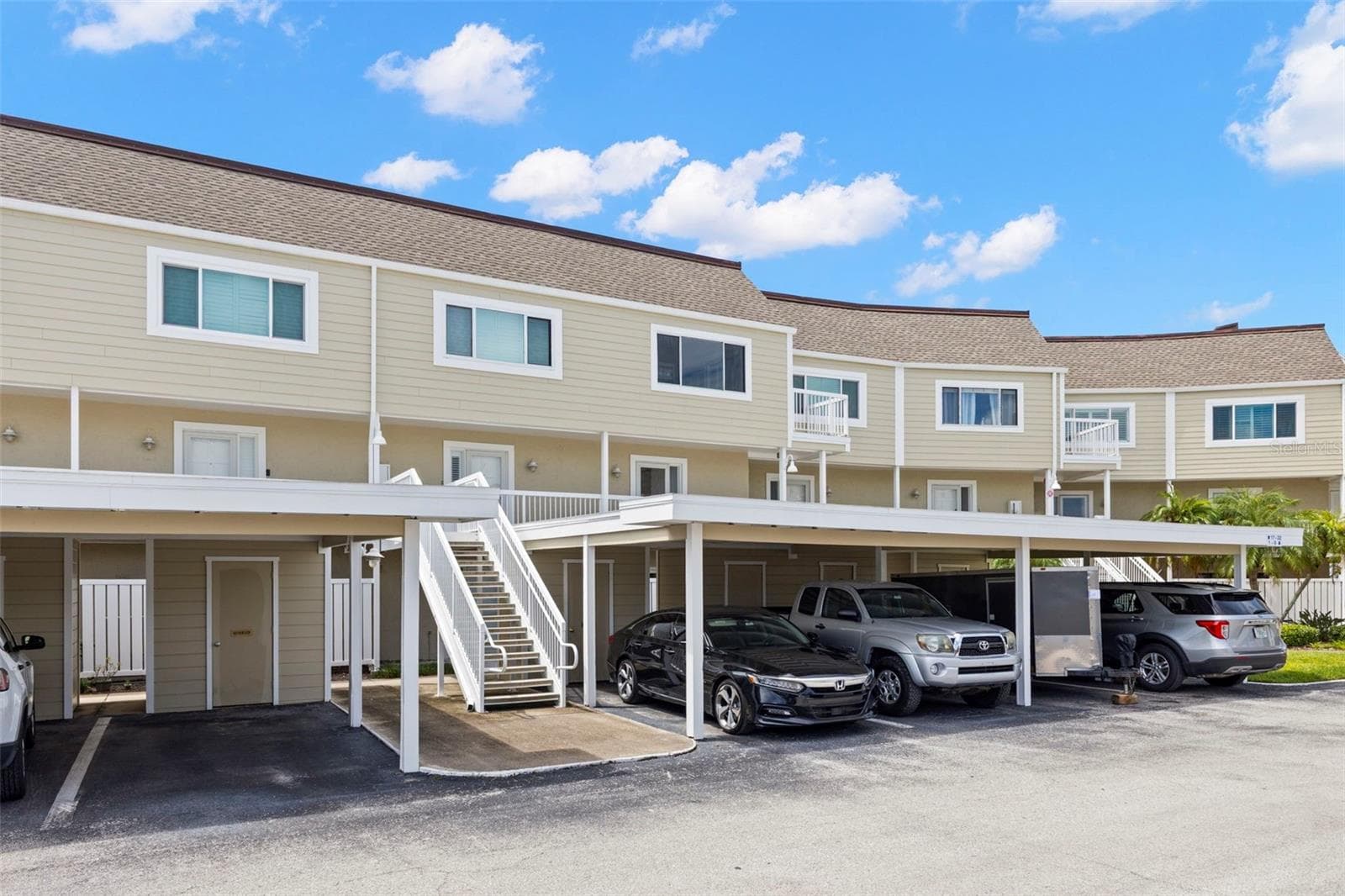 433 S Paula Dr #28 photo 2
