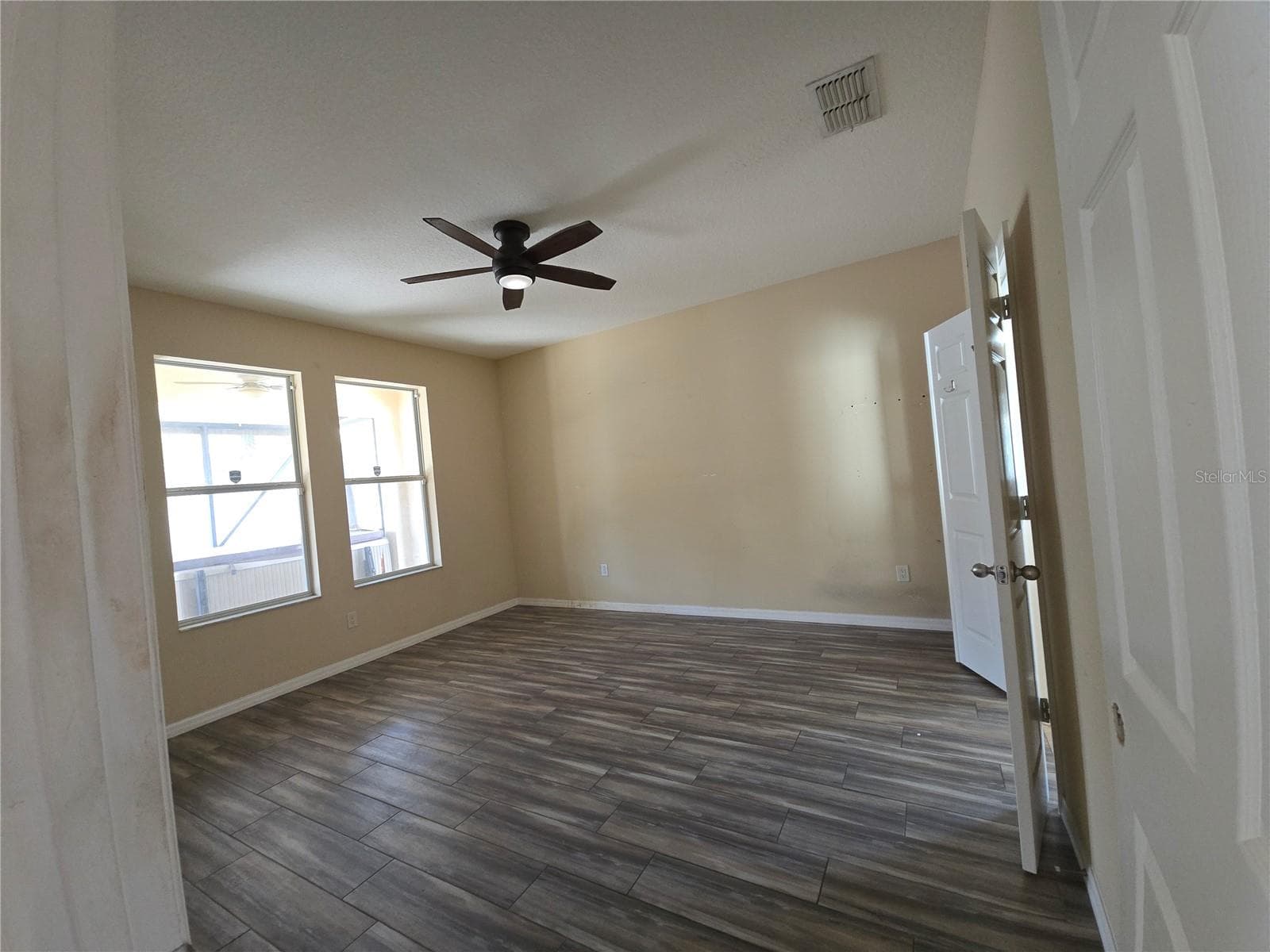 2228 Parrot Fish Dr photo 4