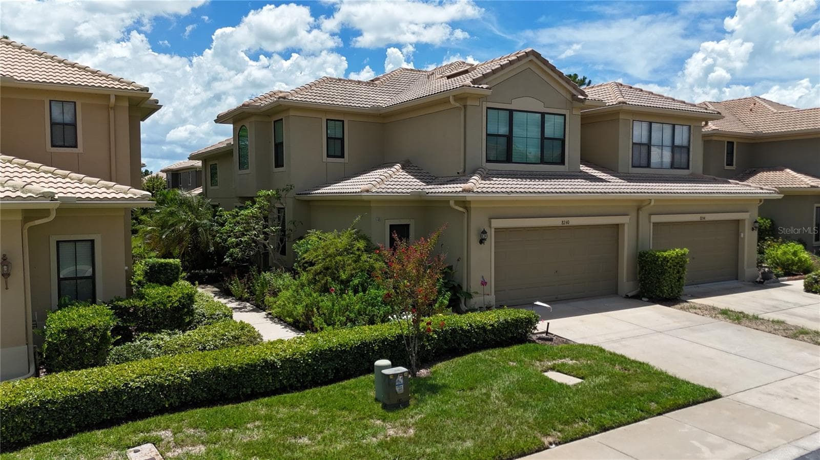 8240 Acadian Ln photo 2