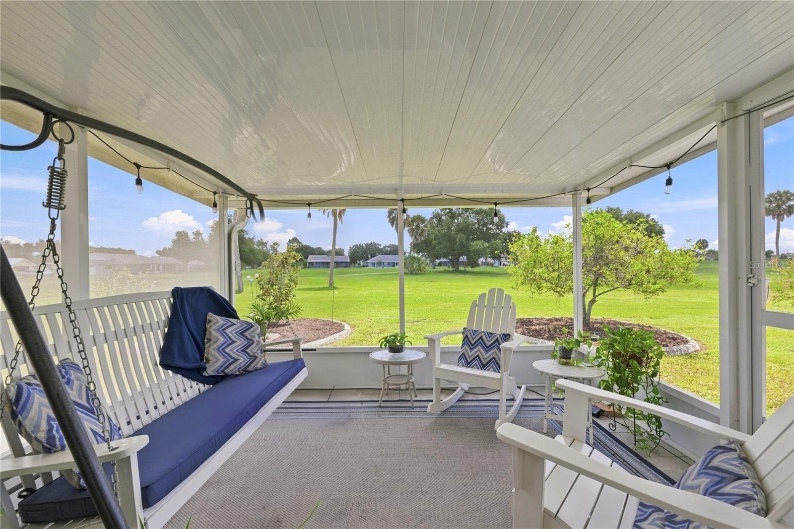 1405 Hacienda Dr photo 5