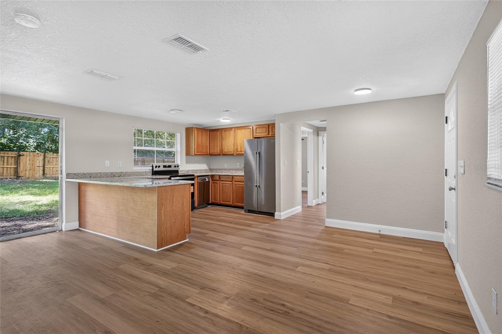 26356 Rolling Acres Dr photo 5