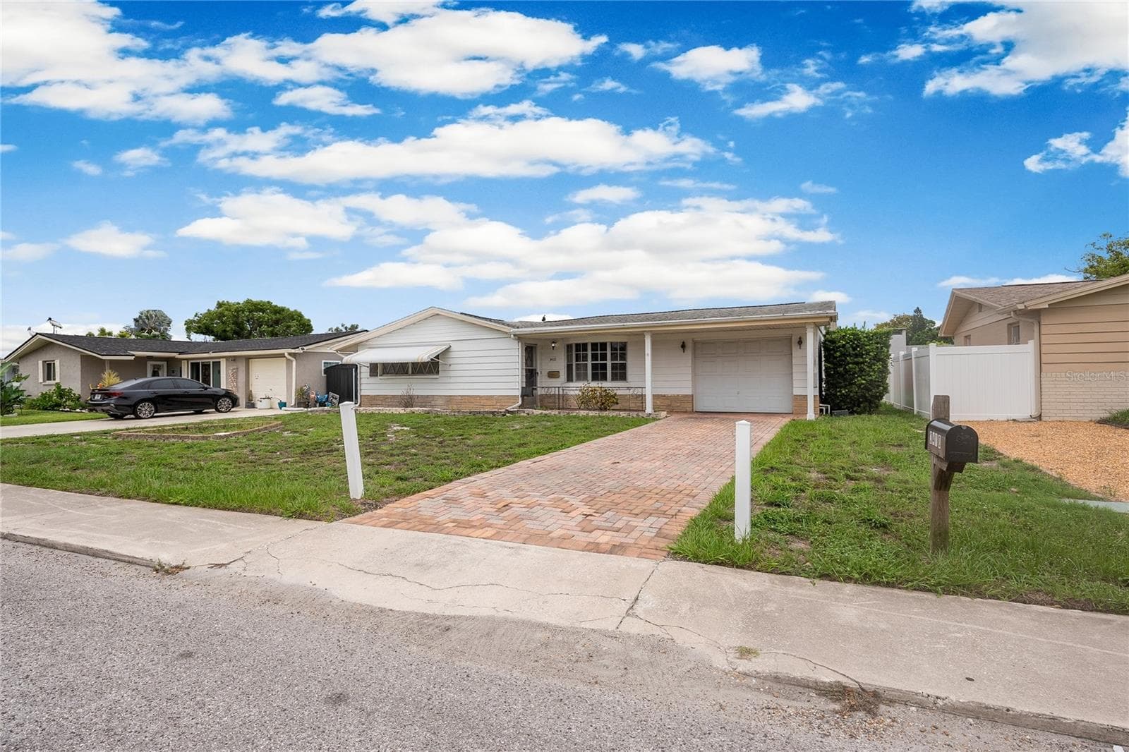3410 Columbus Dr photo 2