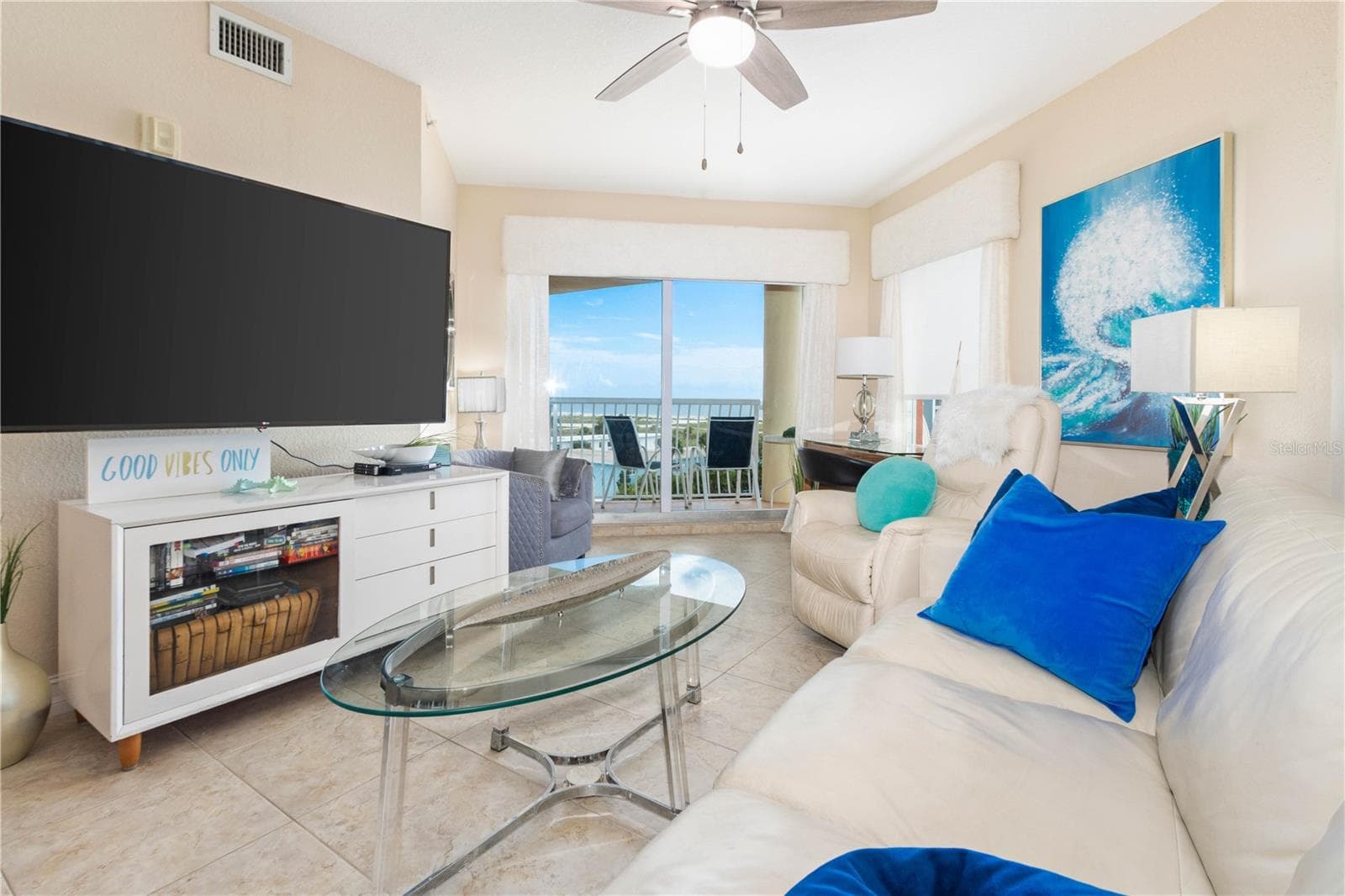 11605 Gulf Blvd #503 photo 3