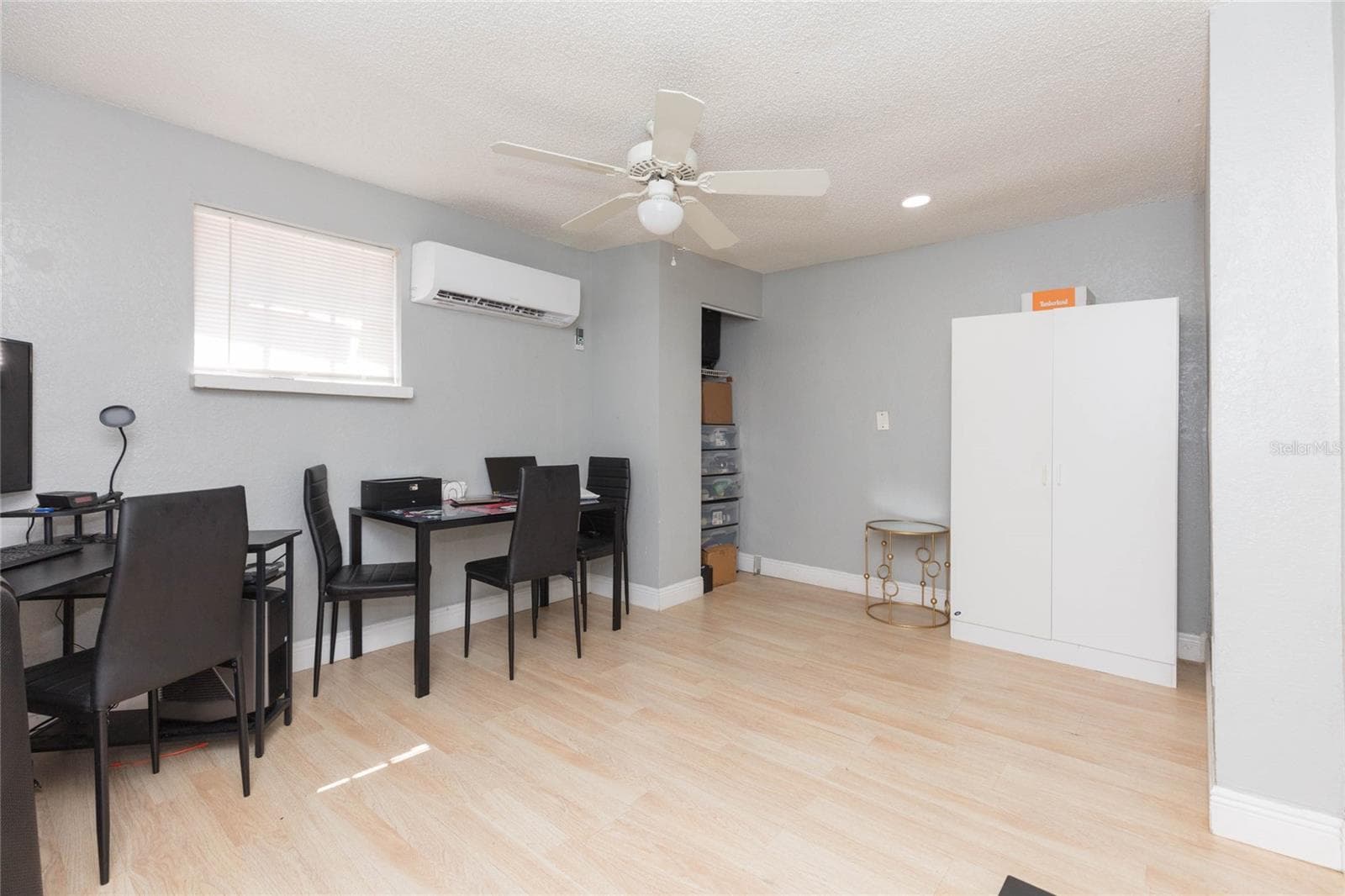 1526 Clinton photo 3