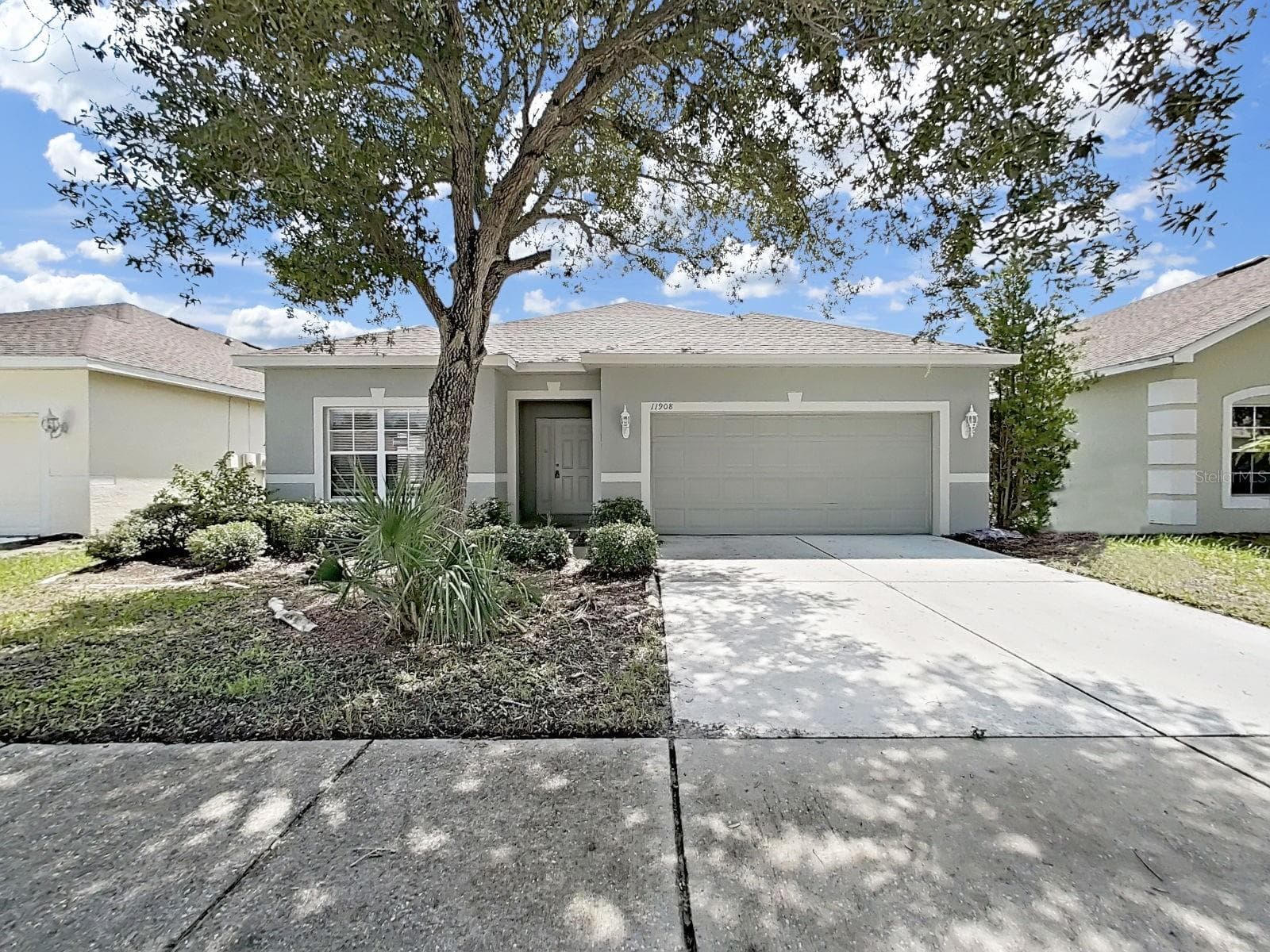 11908 Fern Blossom Dr photo 2