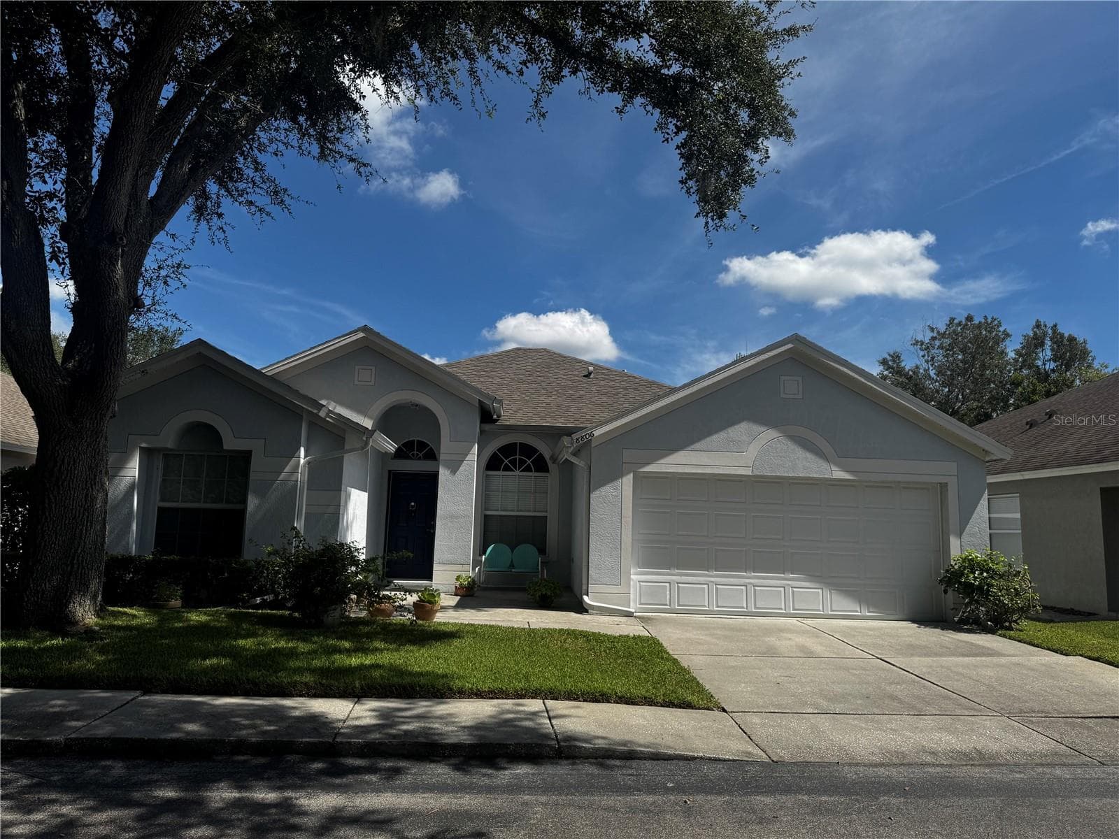 8806 Cypress Hammock Dr photo 2