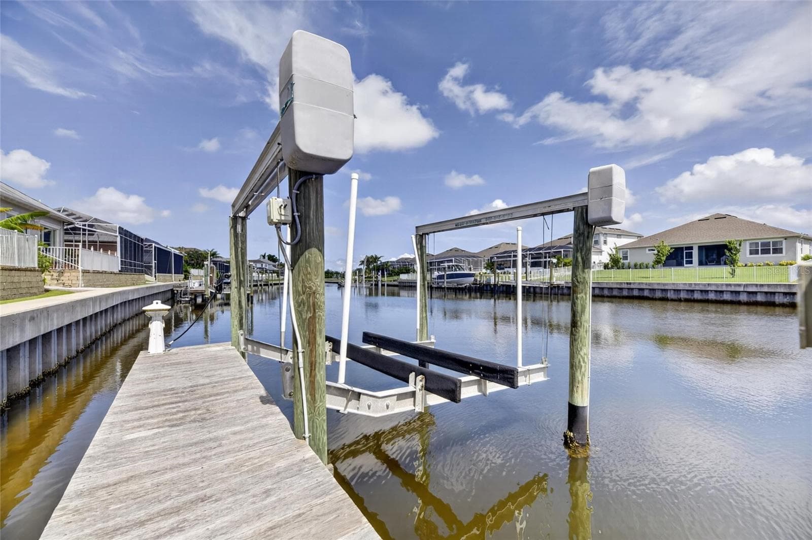715 Islebay Dr photo 4