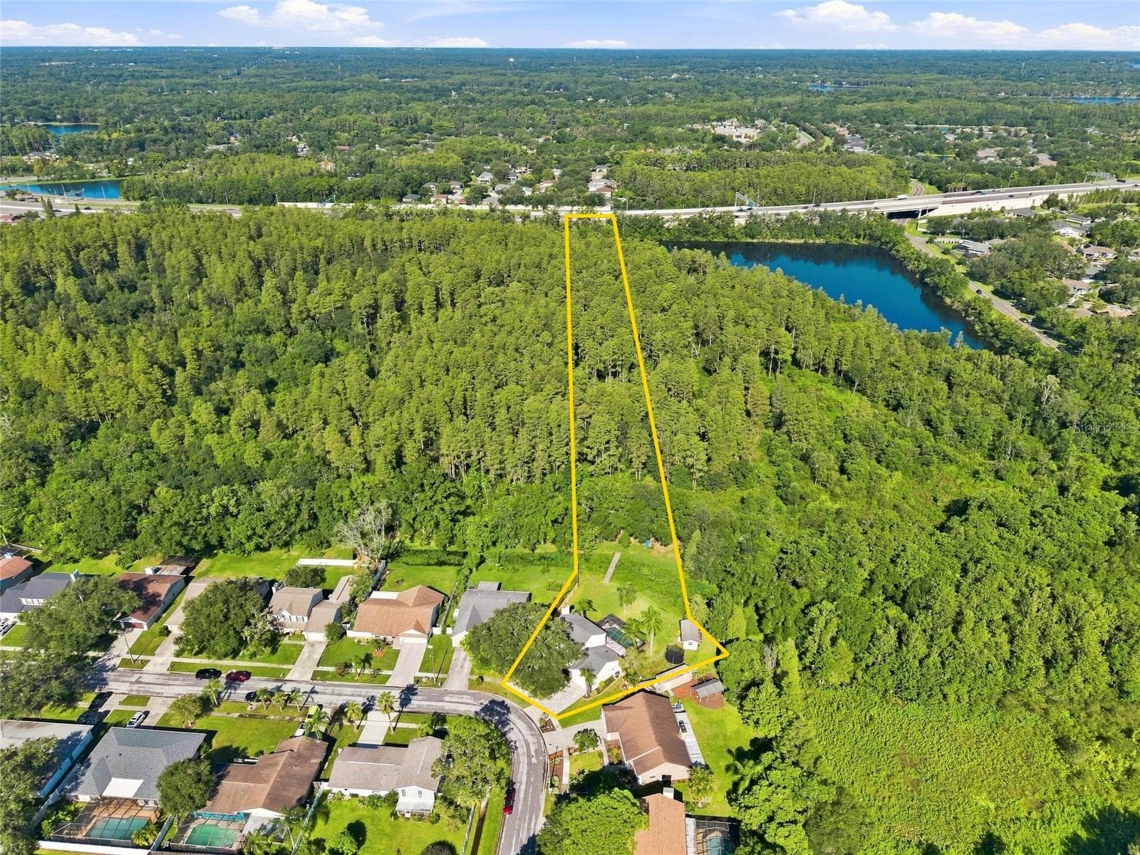 16126 Country Crossing Dr photo 3