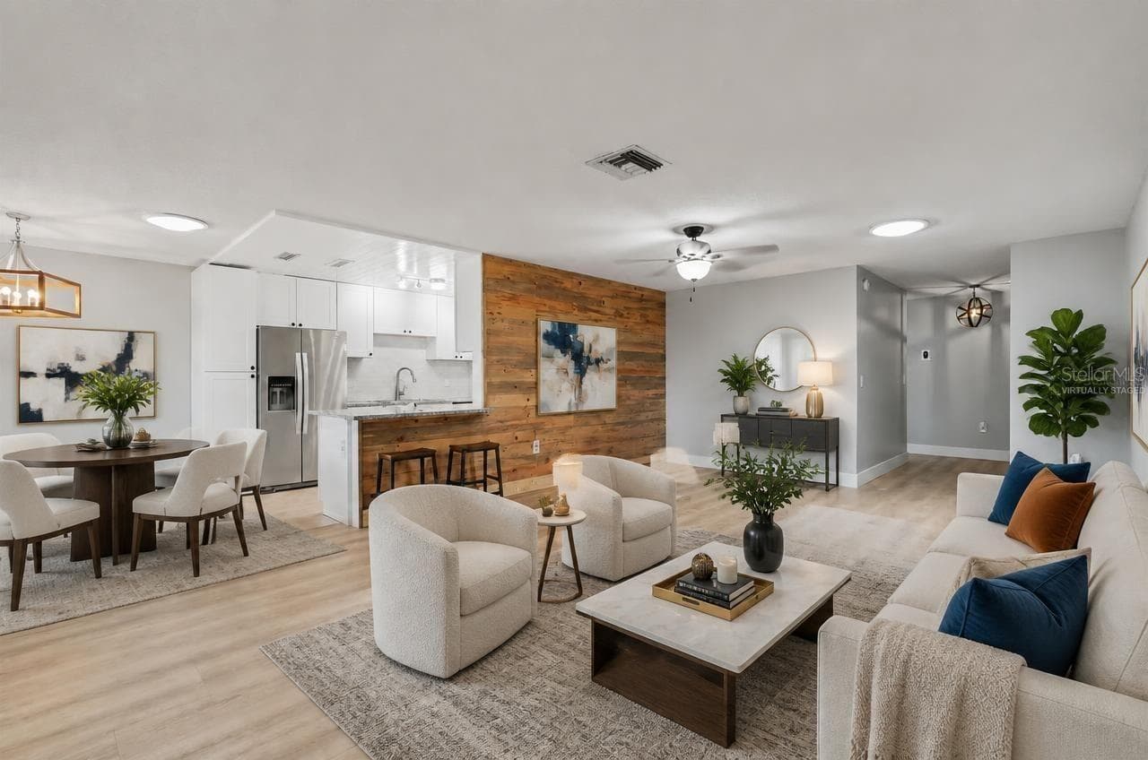1208 Highland Ave SE #121 photo 2