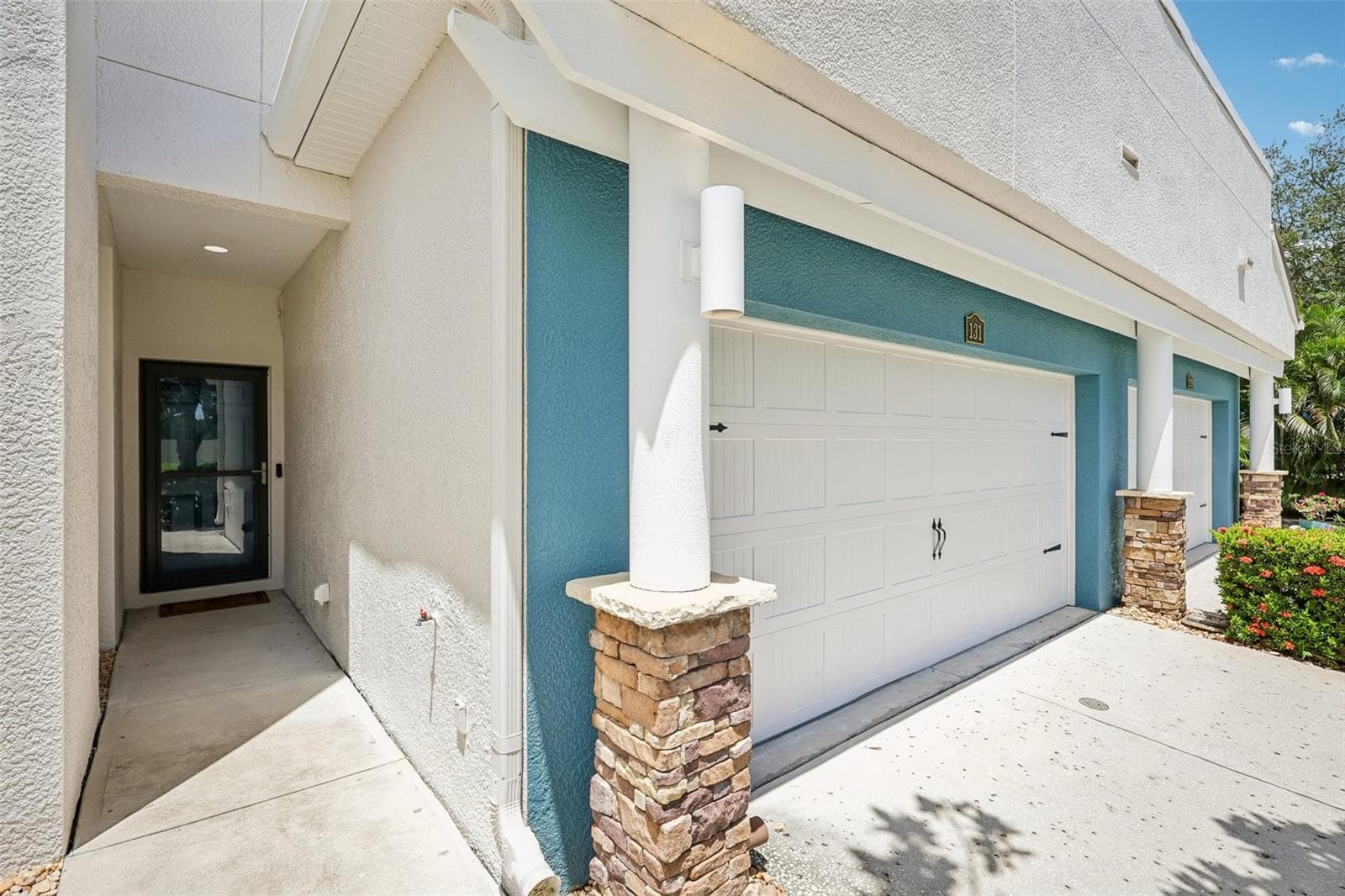 131 Athenian Way photo 3