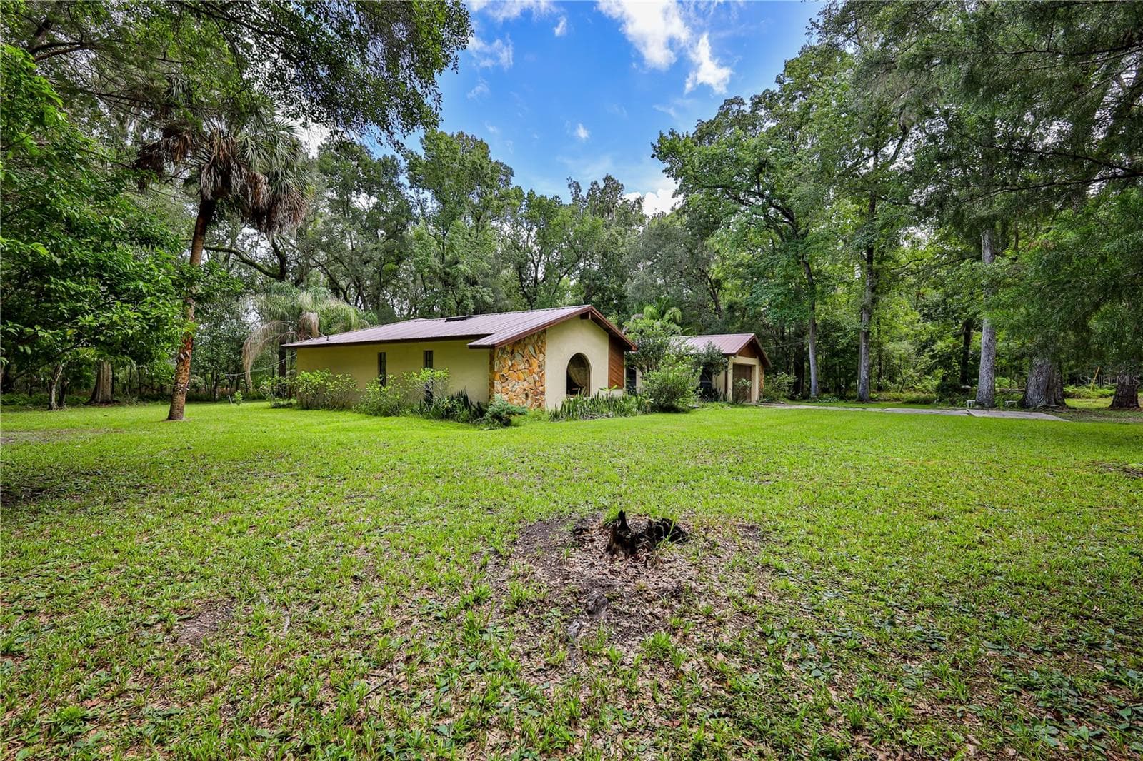 18255 Lake Lindsey Rd photo 4