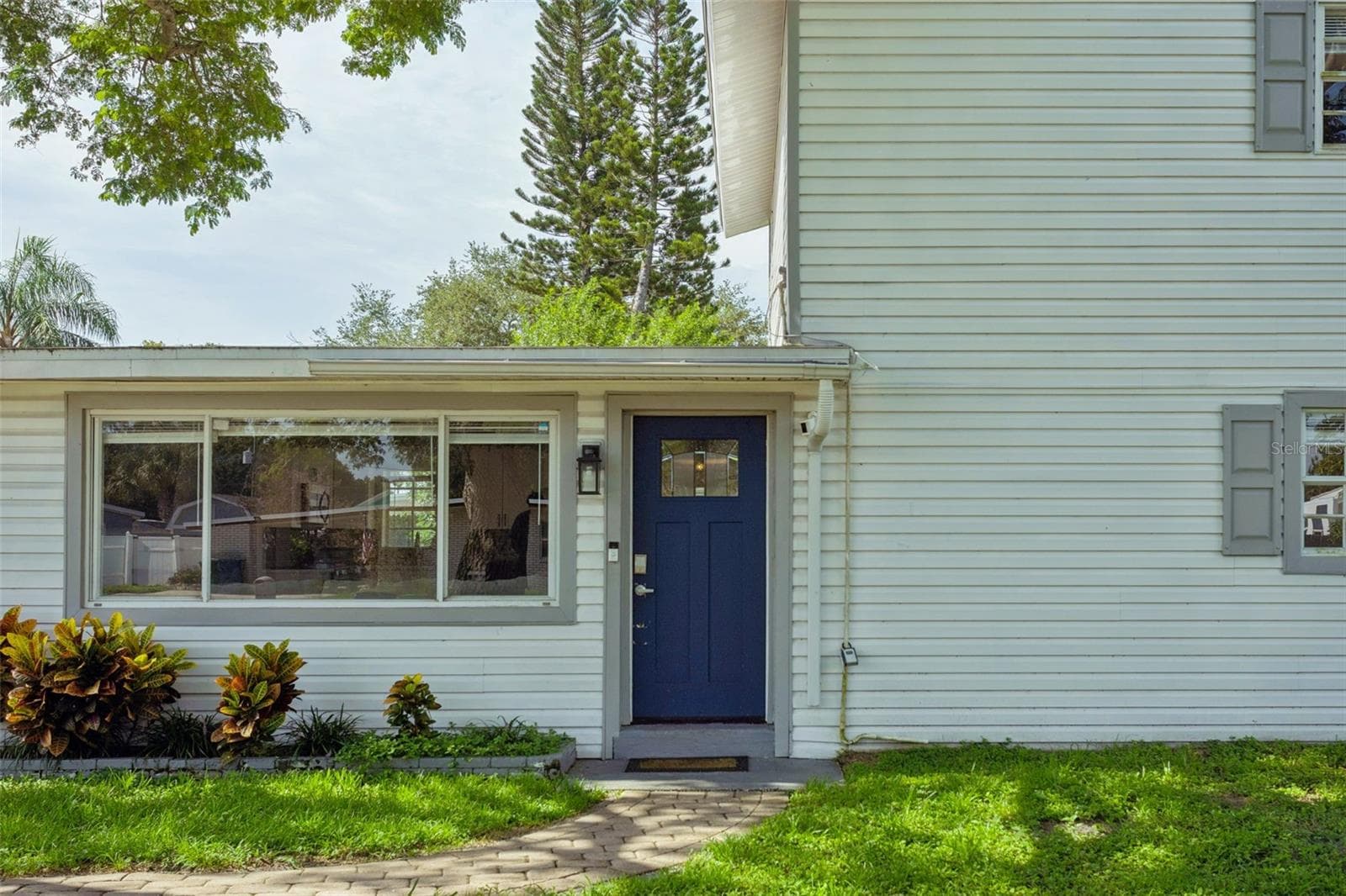 4012 W Fairview Hts photo 3