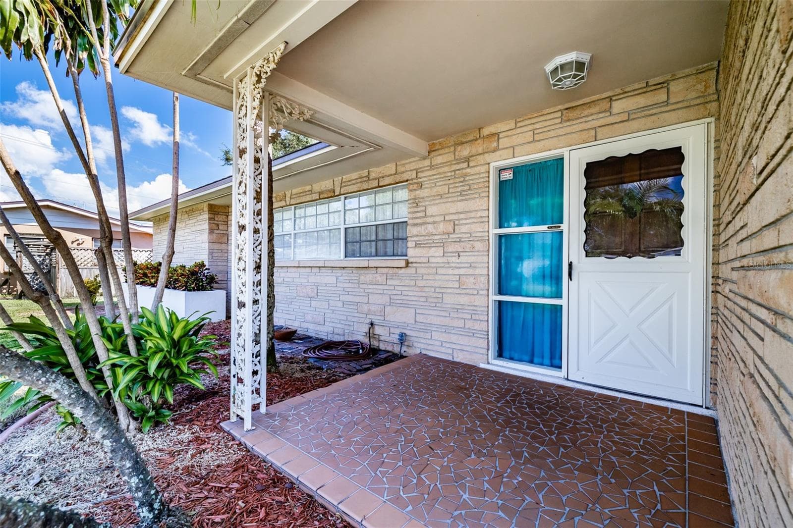 5004 S Hesperides St photo 4