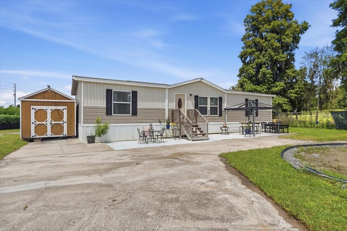 2531 Dawn Heights Dr photo 2