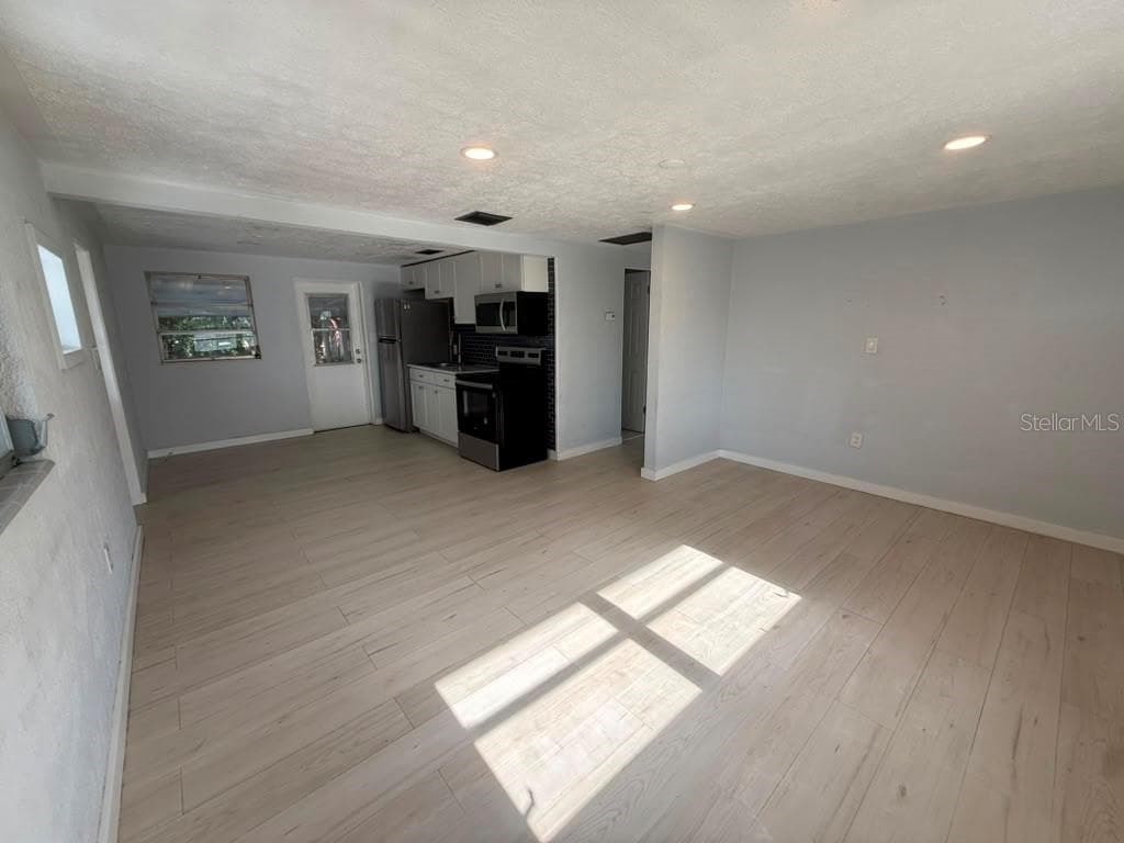 1220 12th Ave W photo 4