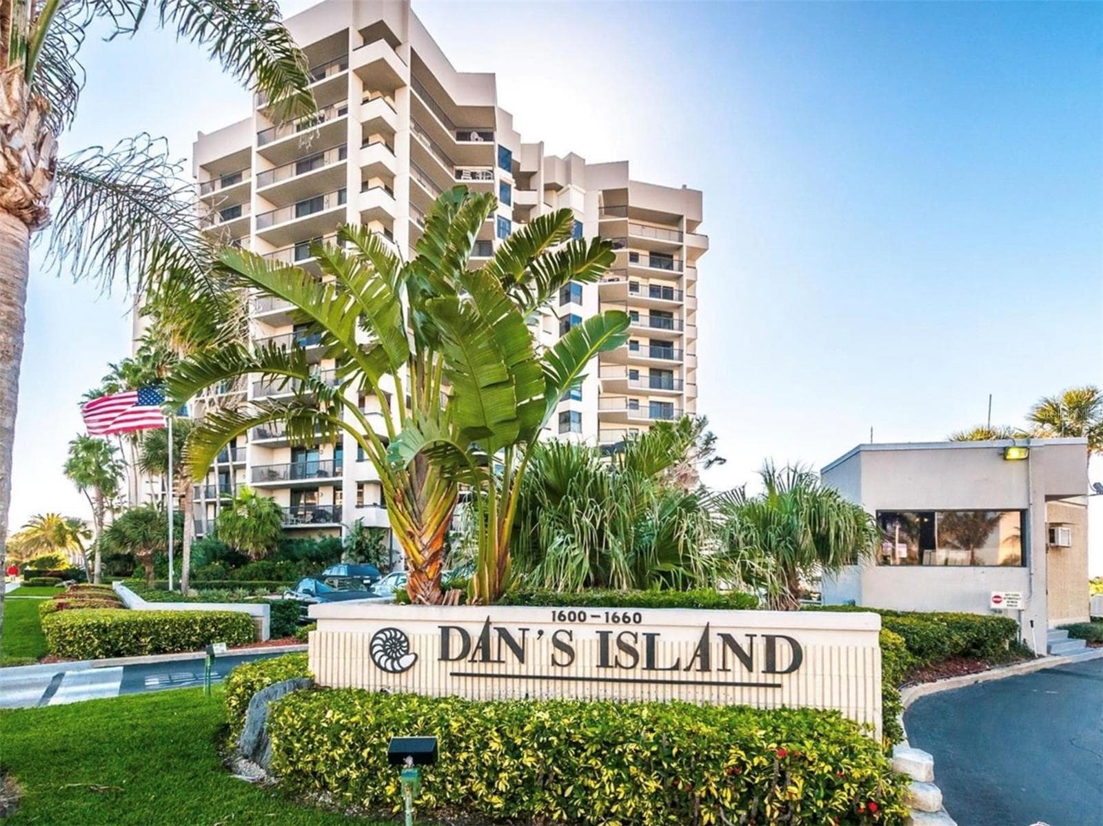 1660 Gulf Blvd #PH1 photo 2