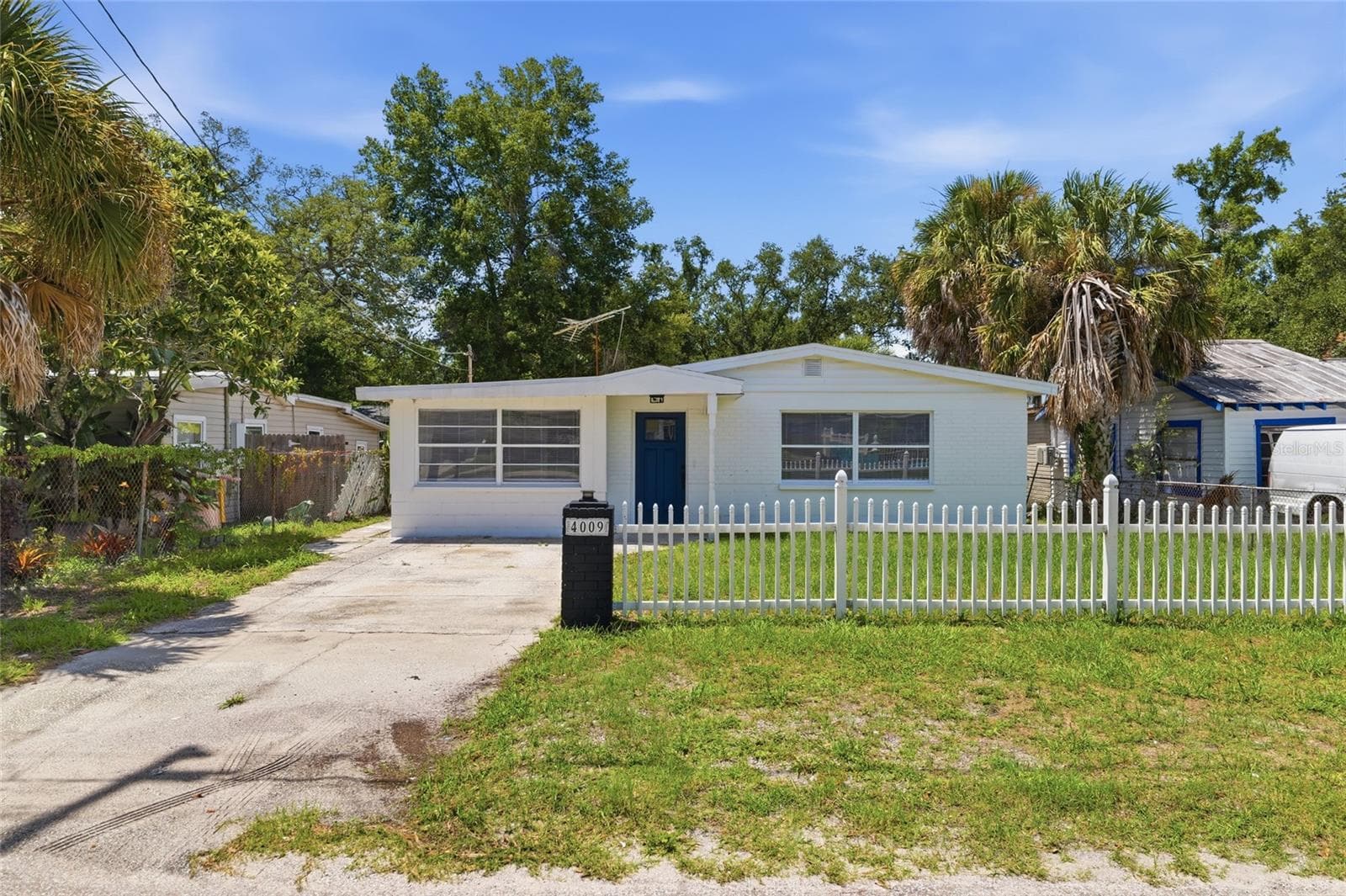 4009 E Powhatan Ave photo 2
