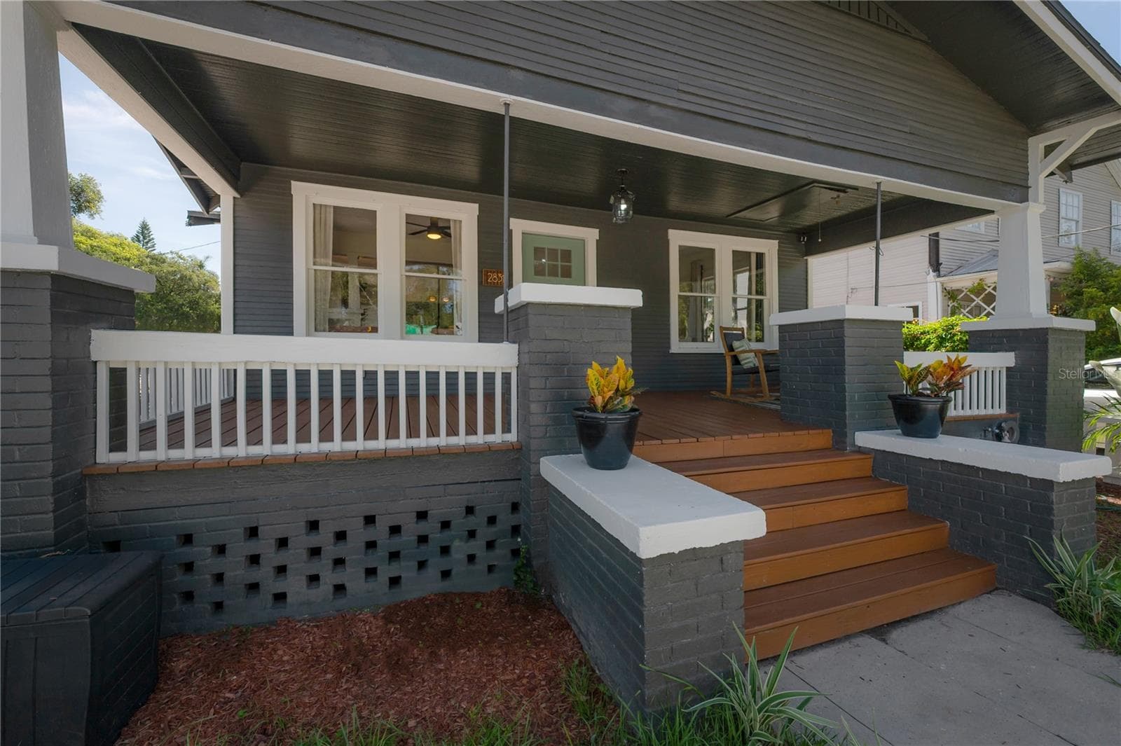 2831 N Morgan St photo 3