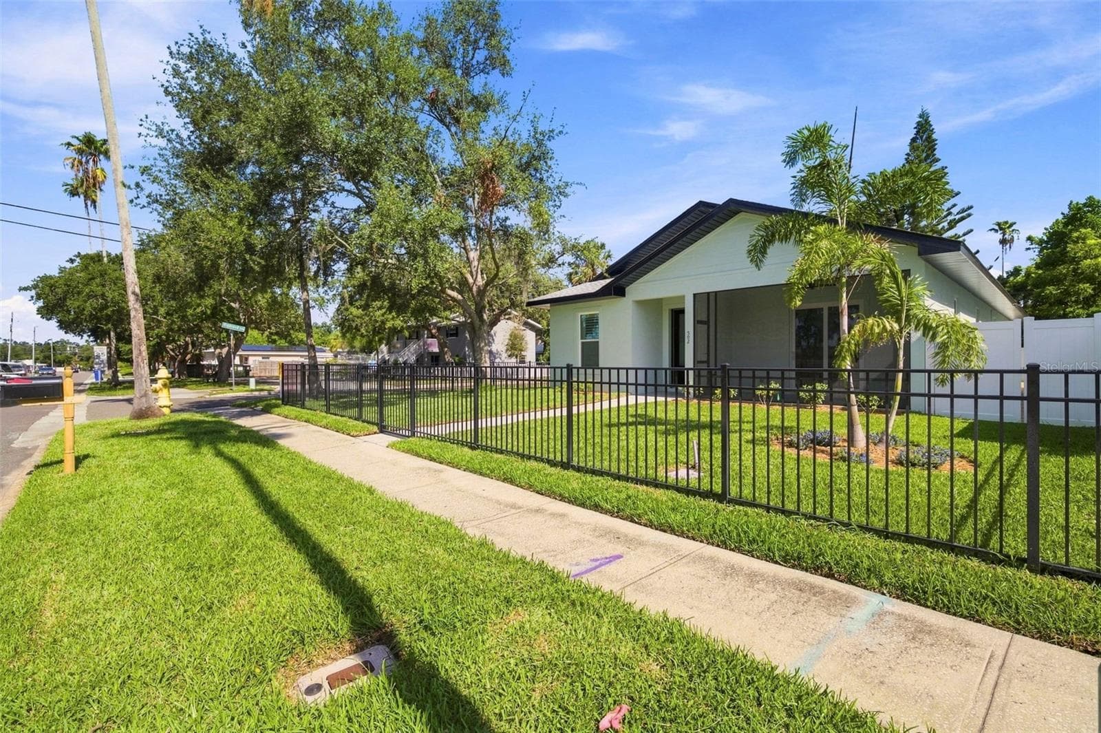 502 Beltrees St photo 5