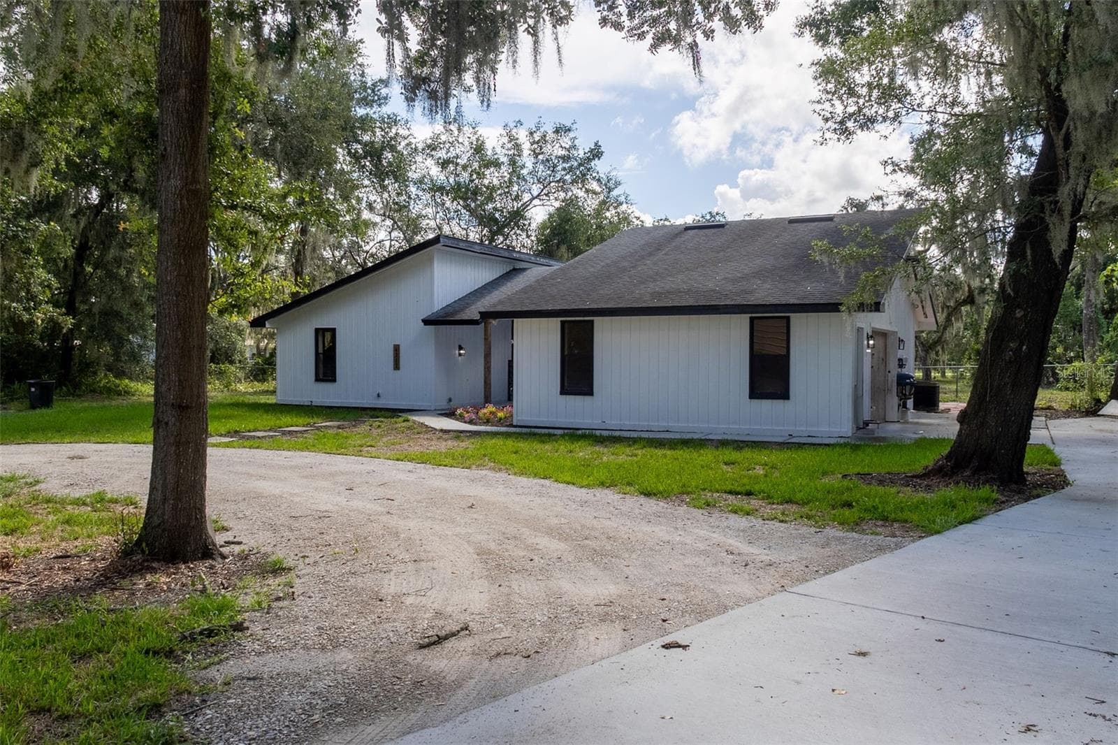 4212 Homewood Ln photo 3