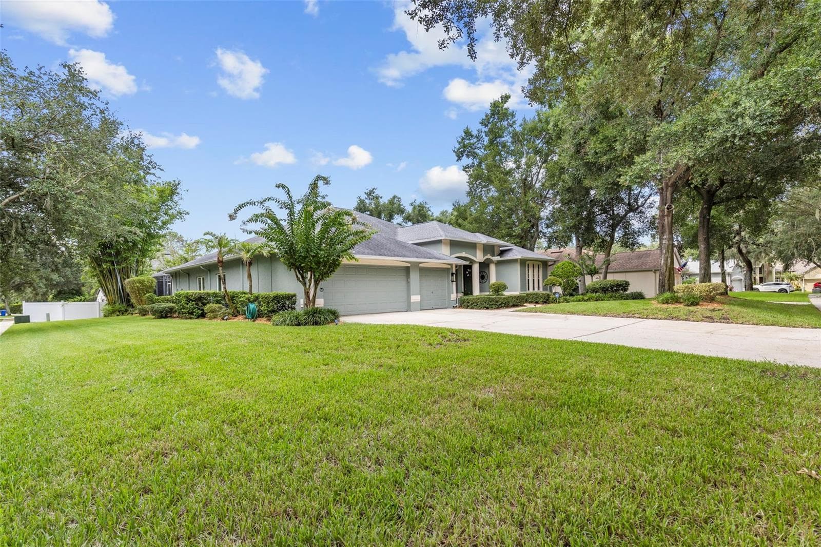 28 Camelot Ridge Dr photo 3