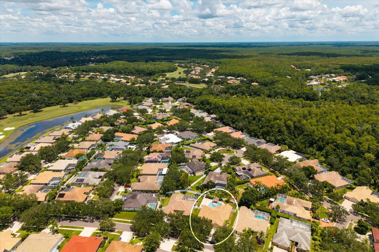 1723 Captiva Dr photo 2
