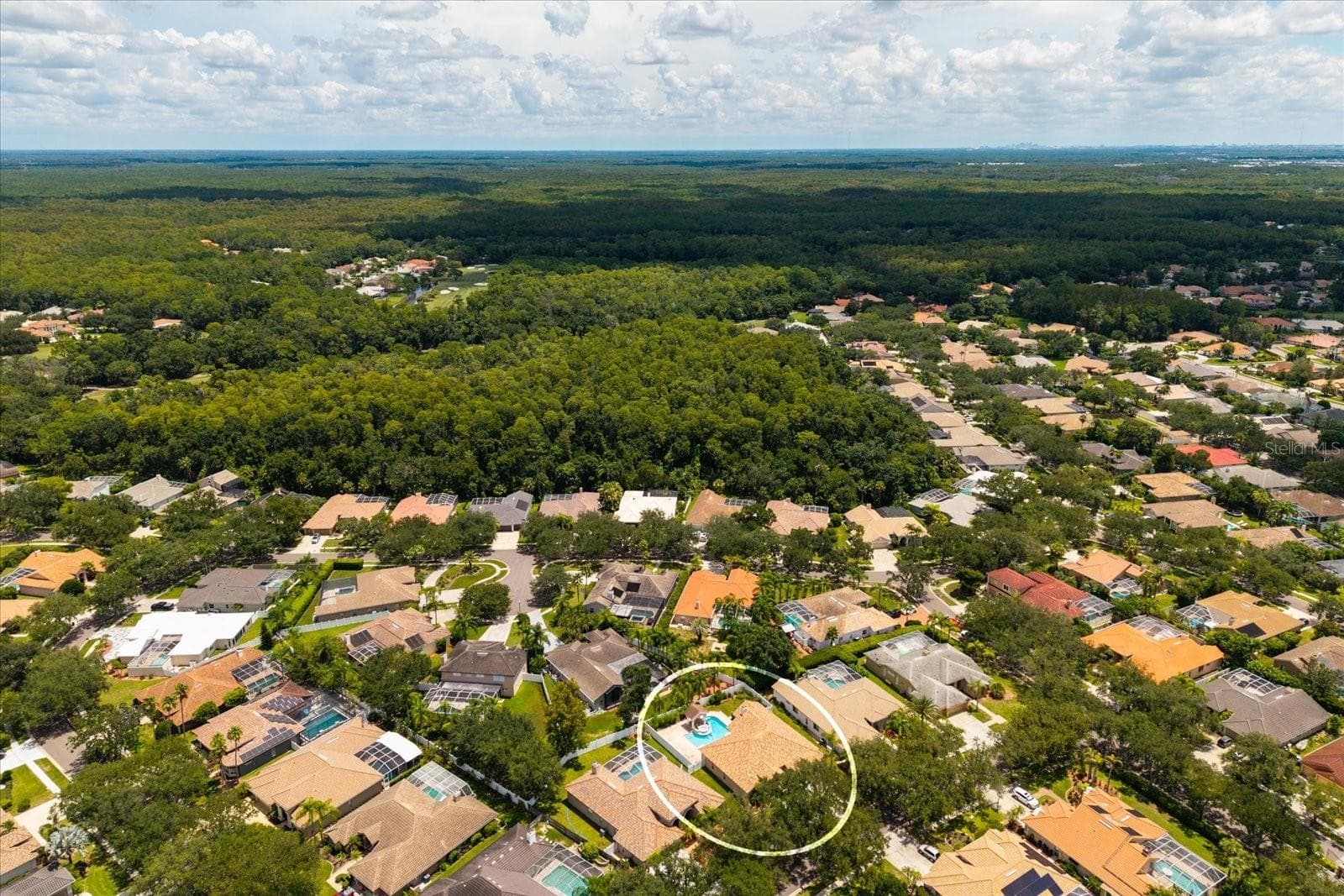 1723 Captiva Dr photo 4