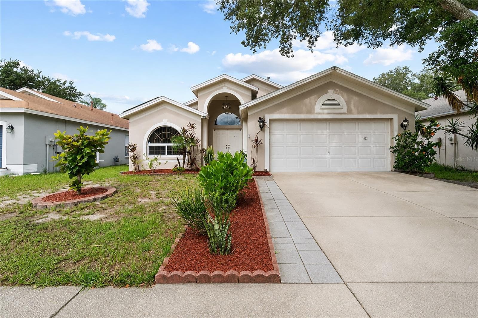 1622 Hulett Dr photo 3