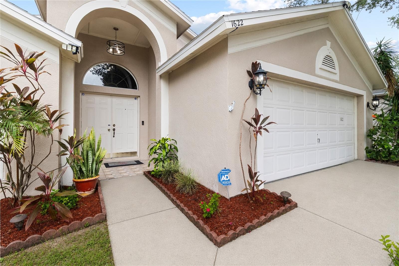 1622 Hulett Dr photo 4