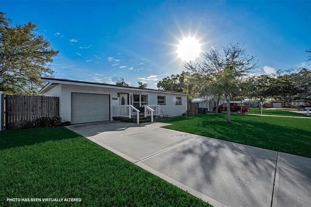 1231 Little John Ln photo 2