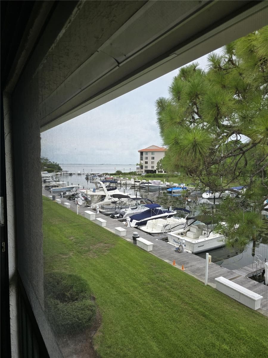 1802 Mariner Dr #32 photo 3
